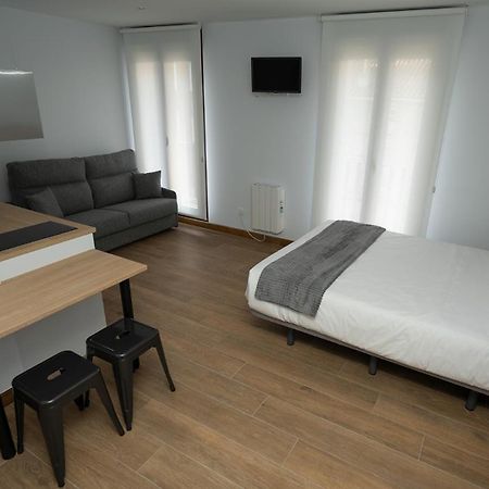 Apartamentos Puerta De Occidente Cornellana Eksteriør bilde